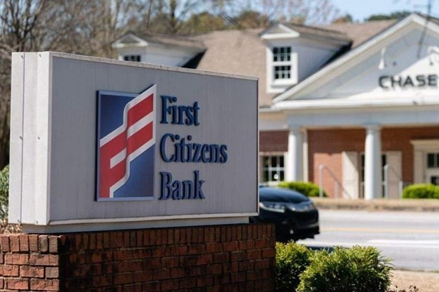 Депозиты и кредиты обанкротившегося SVB переходят к First-Citizens Bank - ảnh 1