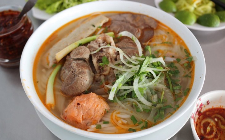  6 самых популярных вьетнамских блюд на завтрак в Азии - ảnh 1