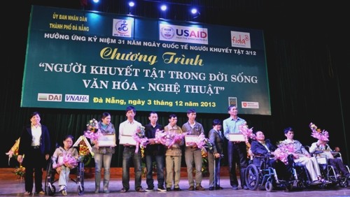 为越南残疾人融入社会作出努力 - ảnh 2