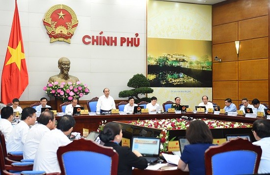 越南政府二月工作例会讨论二月经济社会情况 - ảnh 1
