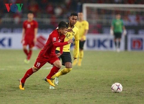 越南国家足球队夺得2018年铃木杯东南亚足球锦标赛冠军 - ảnh 1