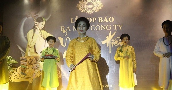 阮德禄-复原古代服装的越南年轻人 - ảnh 1