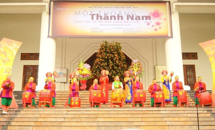 អភិរក្សនិងពង្រីកនូវតម្លៃបេតិកភណ្ឌវប្បធម៏តំបន់ Thanh Nam បុរាណ - ảnh 1