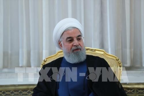ប្រធានាធិបតីអ៊ីរ៉ង់ Hassan Rouhani អះអាងថាអ៊ីរ៉ង់នឹងឆ្លងផុតរាល់វិធាន ការដាក់ទណ្ឌកម្មថ្មីរបស់អាមេរិក - ảnh 1