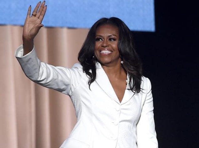 លោកជំទាវ Michelle Obama ភរិយាអតីតប្រធានាធិបតីអាមេរិក អញ្ជើញទៅបំពេញទស្សនកិច្ចនៅវិទ្យាល័យ Can Giuoc ខេត្ត Long An - ảnh 1