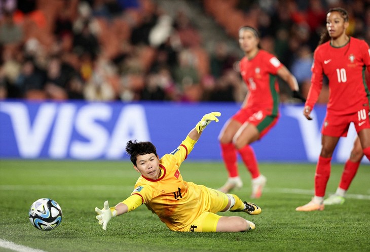 World Cup នារី ២០២៣​៖ Kim Thanh គឺជាអ្នកចាំទីឆ្នើម​បំផុតក្នុងជុំទីពីរ​នៃវគ្គចែកពូល - ảnh 1