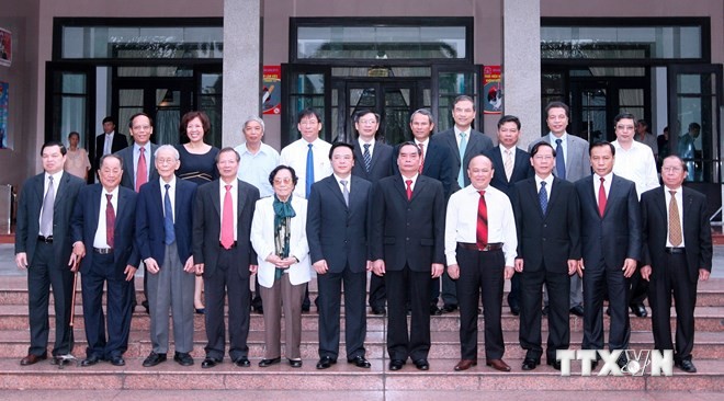 Ban Đối ngoại Trung ương gặp mặt kỷ niệm 65 năm Ngày truyền thống - ảnh 1