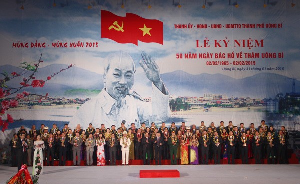 Thành phố Uông Bí kỷ niệm 50 năm Chủ tịch Hồ Chí Minh về thăm - ảnh 1