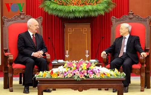 Tổng Bí thư Nguyễn Phú Trọng tiếp Đại sứ Liên bang Nga tại Việt Nam C.V. Vnukov - ảnh 1