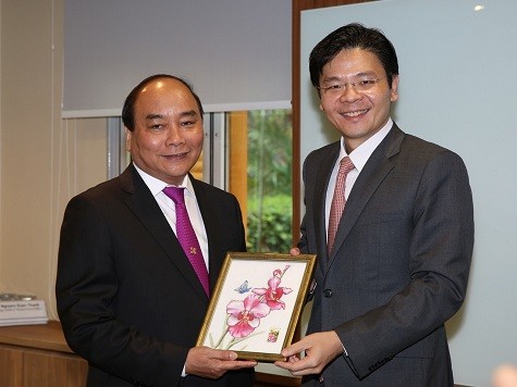 Phó Thủ tướng Nguyễn Xuân Phúc kết thúc chuyến thăm Cộng hòa Singapore - ảnh 1