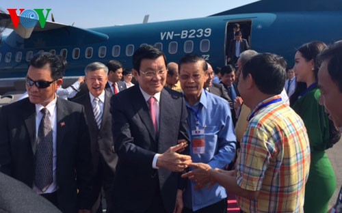 Chủ tịch nước Trương Tấn Sang dự lễ khánh thành sân bay Attapeu - ảnh 1