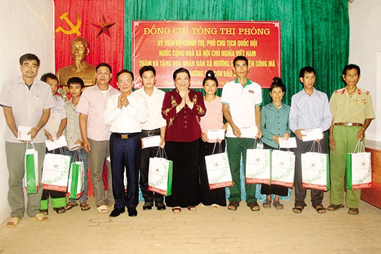 Phó Chủ tịch Quốc hội Tòng Thị Phóng làm việc tại tỉnh Sơn La  - ảnh 1