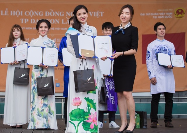Cuộc thi “Nét đẹp hội tụ 2017”- nơi thăng hoa của những vẻ đẹp đậm chất Việt trong lòng Hàn Quốc - ảnh 16