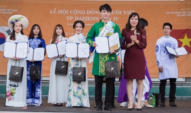 Cuộc thi “Nét đẹp hội tụ 2017”- nơi thăng hoa của những vẻ đẹp đậm chất Việt trong lòng Hàn Quốc - ảnh 17