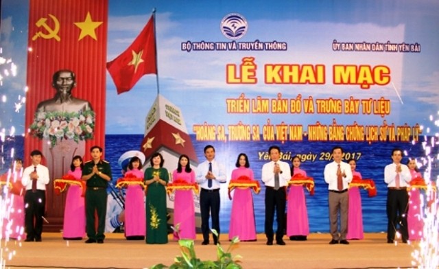 Triển lãm “Hoàng Sa, Trường Sa của Việt Nam” tại Yên Bái - ảnh 1