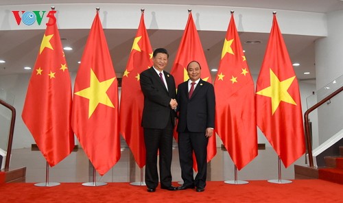 Thủ tướng Việt Nam Nguyễn Xuân Phúc hội kiến với Tổng Bí thư, Chủ tịch Trung Quốc Tập Cận Bình - ảnh 1