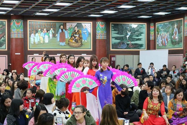 Lễ cầu an đầu năm và thành lập Hội Phật tử Việt Nam tại Hàn Quốc - ảnh 16