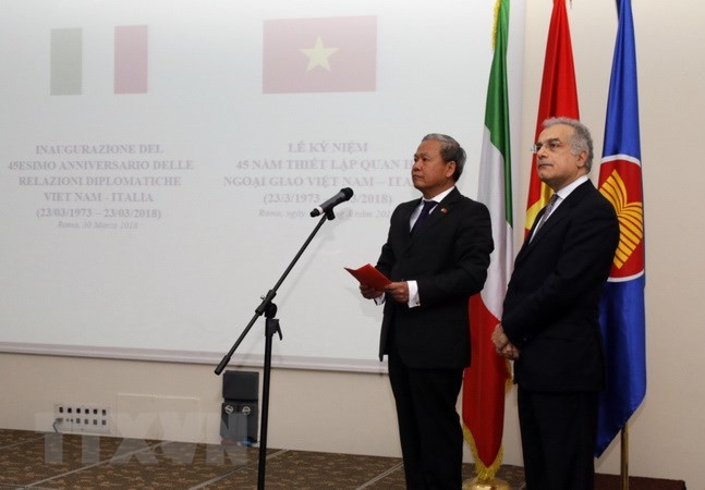 Lễ kỷ niệm 45 năm thiết lập quan hệ ngoại giao Việt Nam-Italy tại Rome - ảnh 1
