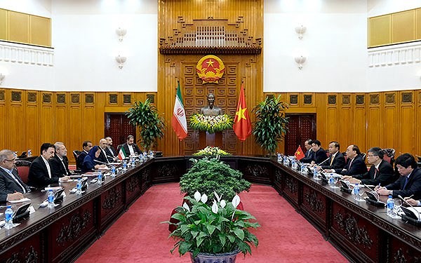 Thủ tướng Nguyễn Xuân Phúc tiếp Chủ tịch Quốc hội Cộng hòa Hồi giáo Iran - ảnh 2