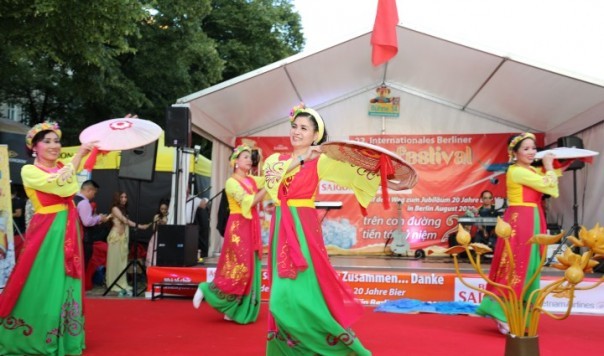 Công ty Asia Sky Tours của người Việt tham dự Liên hoan Bia quốc tế lần thứ 22 tại Berlin - ảnh 4