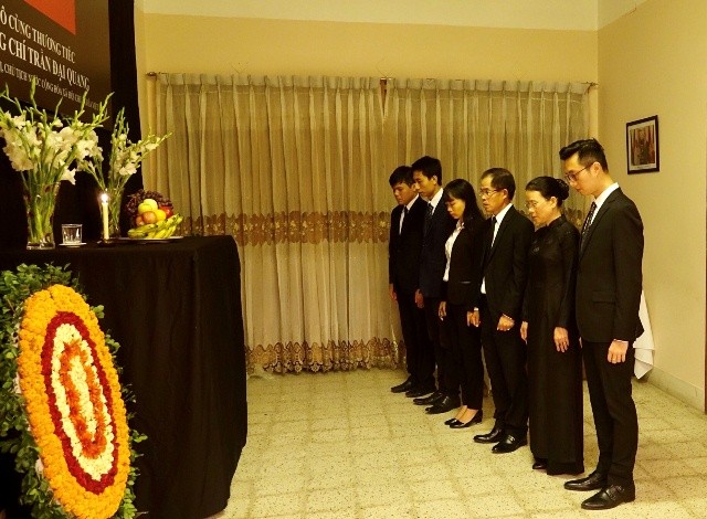 Đại sứ quán Việt Nam tại Bangladesh tổ chức Lễ viếng và mở Sổ tang Chủ tịch nước Trần Đại Quang - ảnh 1