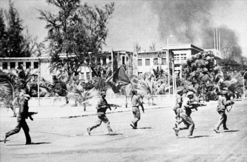 Chiến thắng bảo vệ biên giới Tây Nam và cùng quân dân Campuchia lật đổ chế độ diệt chủng - Mốc son lịch sử trong quan hệ Việt Nam - Campuchia - ảnh 1