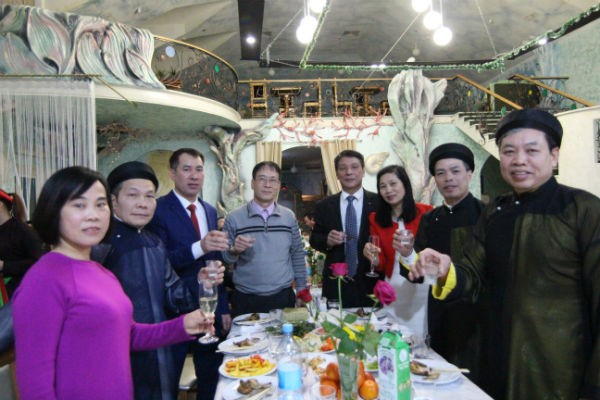 Hội Đồng hương Kinh Bắc thành phố Kiev liên hoan văn nghệ mừng xuân Kỷ Hợi - ảnh 4