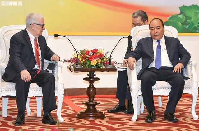 Thủ tướng tiếp lãnh đạo các nhà đầu tư lớn tại Nghệ An - ảnh 4