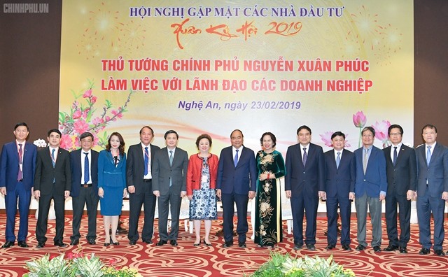 Thủ tướng tiếp lãnh đạo các nhà đầu tư lớn tại Nghệ An - ảnh 1