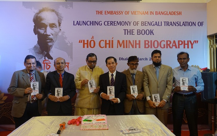 Ra mắt cuốn sách “Tiểu sử Hồ Chí Minh” bằng tiếng Bengali - ảnh 1