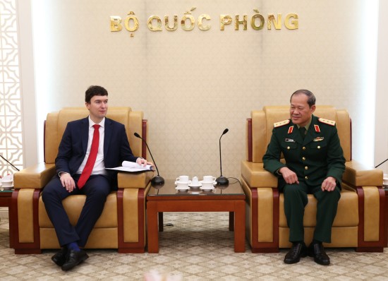 Thứ trưởng Bộ Quốc phòng Việt Nam, tiếp Thứ trưởng Bộ Ngoại giao Cộng hòa Czech - ảnh 1