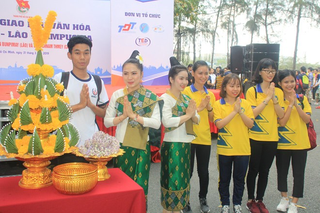 Ngày hội Giao lưu văn hóa Việt Nam - Lào - Campuchia - ảnh 1
