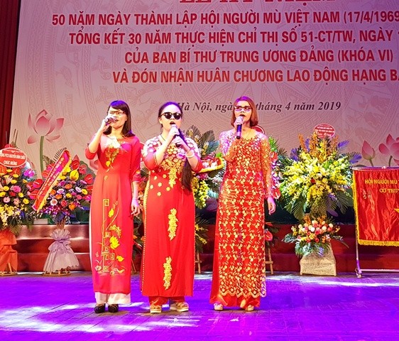 Hà Nội kỷ niệm 50 năm ngày thành lập Hội người mù Việt Nam - ảnh 1