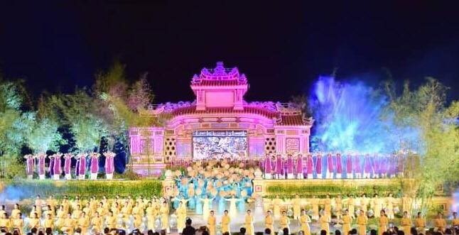 Festival Nghề truyền thống Huế - Lưu giữ và quảng bá sản phẩm làng nghề  - ảnh 2