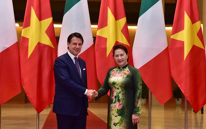 Chủ tịch Quốc hội Nguyễn Thị Kim Ngân hội kiến Thủ tướng Italy - ảnh 1