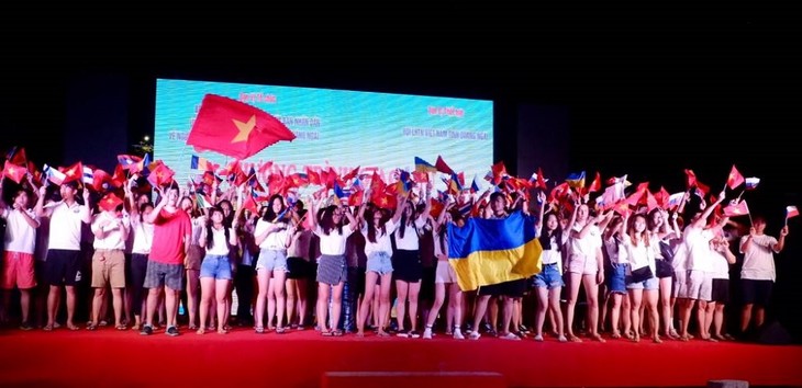 Đêm giao lưu giữa thanh niên Quảng Ngãi với đại biểu Trại hè Việt Nam 2019  - ảnh 1