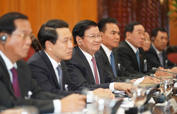 Thủ tướng Nguyễn Xuân Phúc: Trang mới trong hợp tác Việt Nam - Lào - ảnh 3