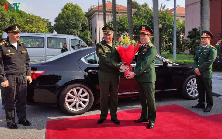 Đoàn cấp cao Bộ Quốc phòng Liên bang Nga thăm, làm việc tại Việt Nam - ảnh 1