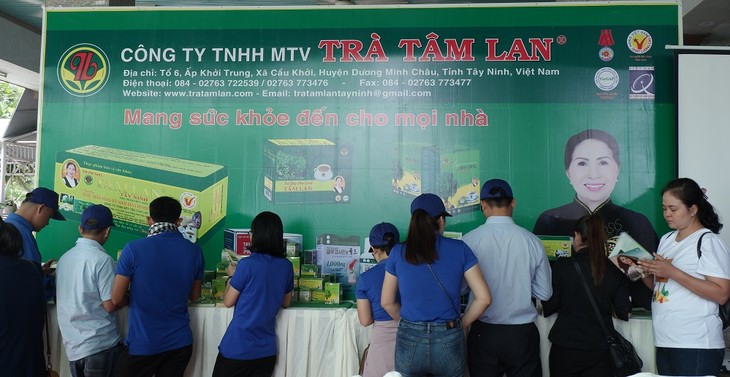 Thanh niên Việt Nam – Campuchia thăm mô hình kinh tế tiêu biểu tỉnh Tây Ninh - ảnh 3