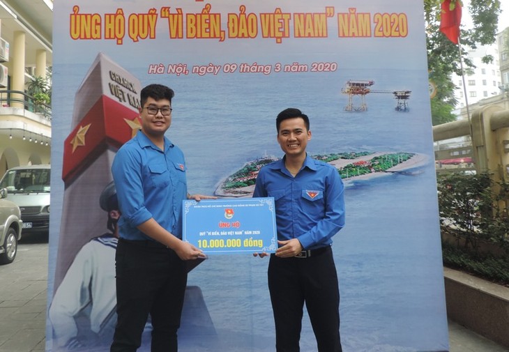 Tuổi trẻ Thủ đô ủng hộ Quỹ vì biển, đảo Việt Nam - ảnh 1