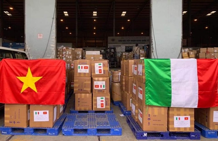 Việt Nam-Italia chung tay chống dịch Covid-19: Tinh thần sẵn sàng sẻ chia lúc gian khó - ảnh 1