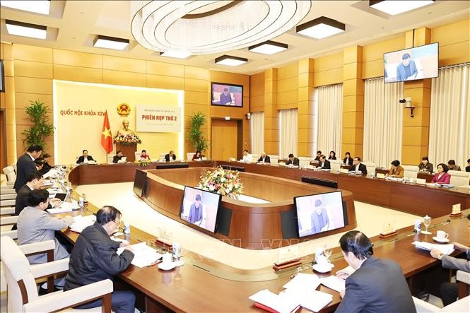 Chủ tịch Quốc hội Nguyễn Thị Kim Ngân chủ trì Phiên họp thứ hai của Hội đồng Bầu cử quốc gia - ảnh 2
