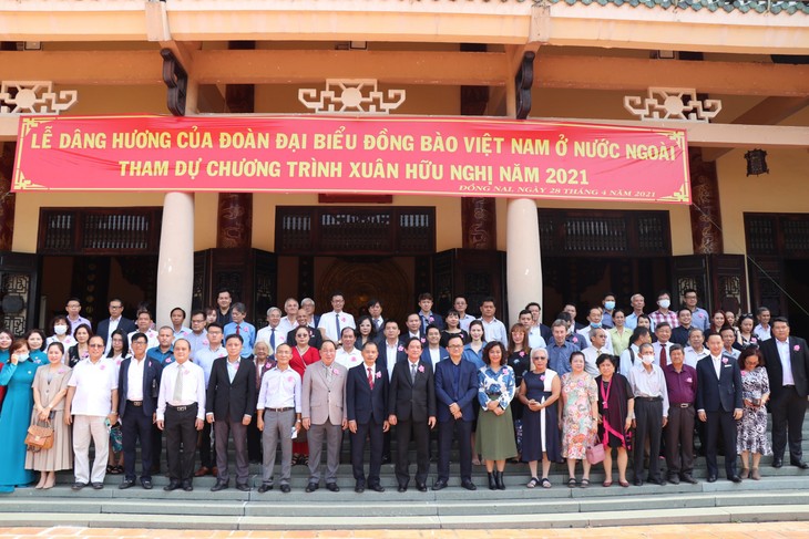 300 kiều bào họp mặt Xuân Hữu nghị tại tỉnh Đồng Nai - ảnh 1