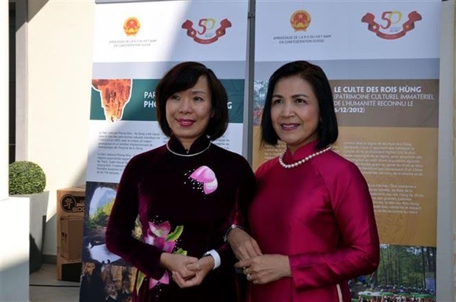 Phái đoàn Việt Nam tại Geneva gặp gỡ cộng đồng và tổ chức quyên góp ủng hộ đồng bào Trường Sa - ảnh 1