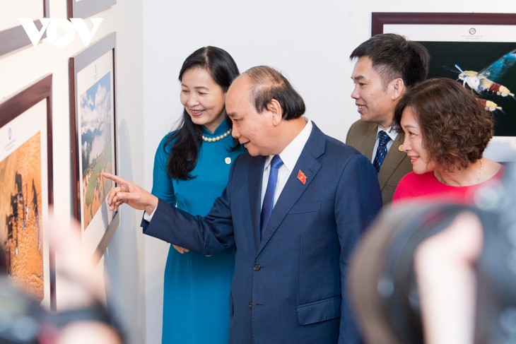 Khai mạc triển lãm Ảnh nghệ thuật Quốc tế lần thứ 11 tại Việt Nam - ảnh 2