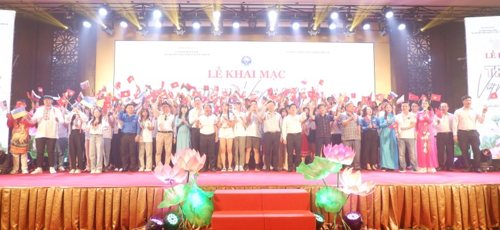 Khai mạc Trại hè Việt Nam 2022: Khơi dậy tình yêu đất nước, nâng cao ý thức trách nhiệm với quê hương - ảnh 1