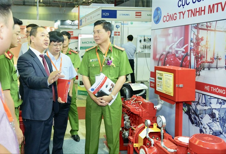 Nhiều quốc gia tham gia Triển lãm quốc tế Fire Safety & Rescue Vietnam - Secutech Vietnam - SMAbuilding 2022 - ảnh 1