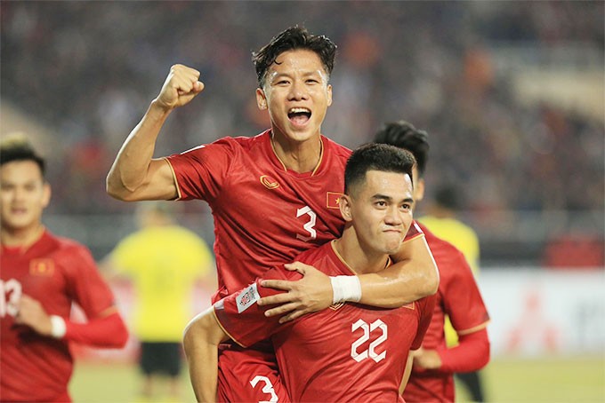 Thắng 3 - 0 trước Malaysia, Việt Nam đứng đầu bảng B tại AFF Cup 2022 - ảnh 1