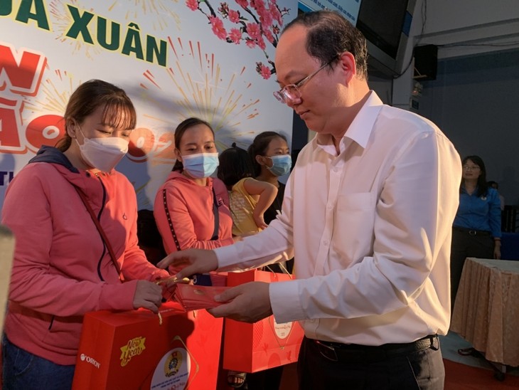 Chuyến tàu mùa xuân  – mang lời ước hẹn công nhân quay lại Thành phố Hồ Chí Minh - ảnh 2