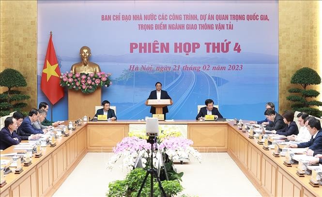 Thủ tướng Phạm Minh Chính: Chính phủ sẽ bổ sung thêm một số tuyến đường bộ cao tốc giữa các vùng miền - ảnh 2